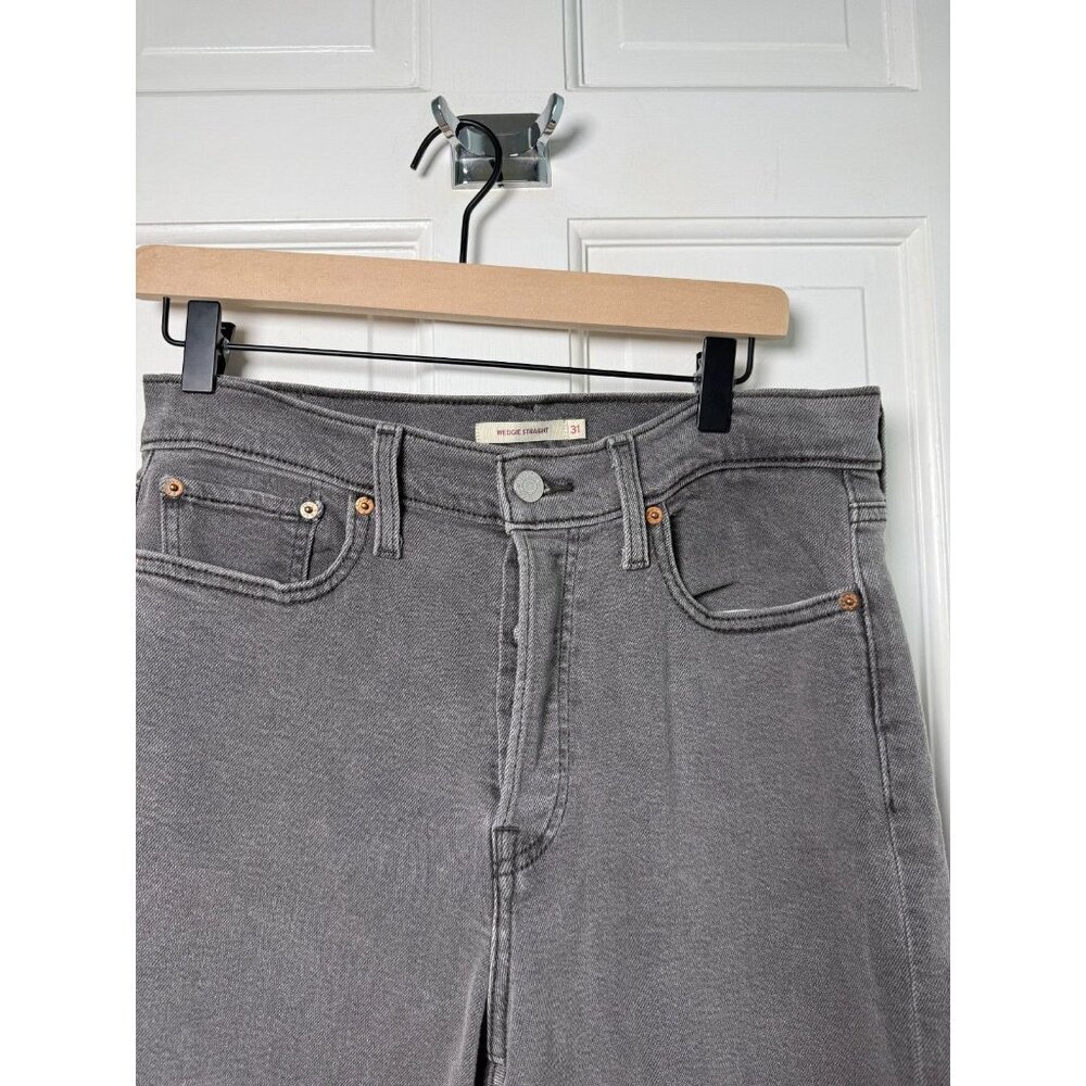 Levi's Women's Wedgie Straight Leg Charcoal Demin Jeans - Size 31 - Picture 2 of 12